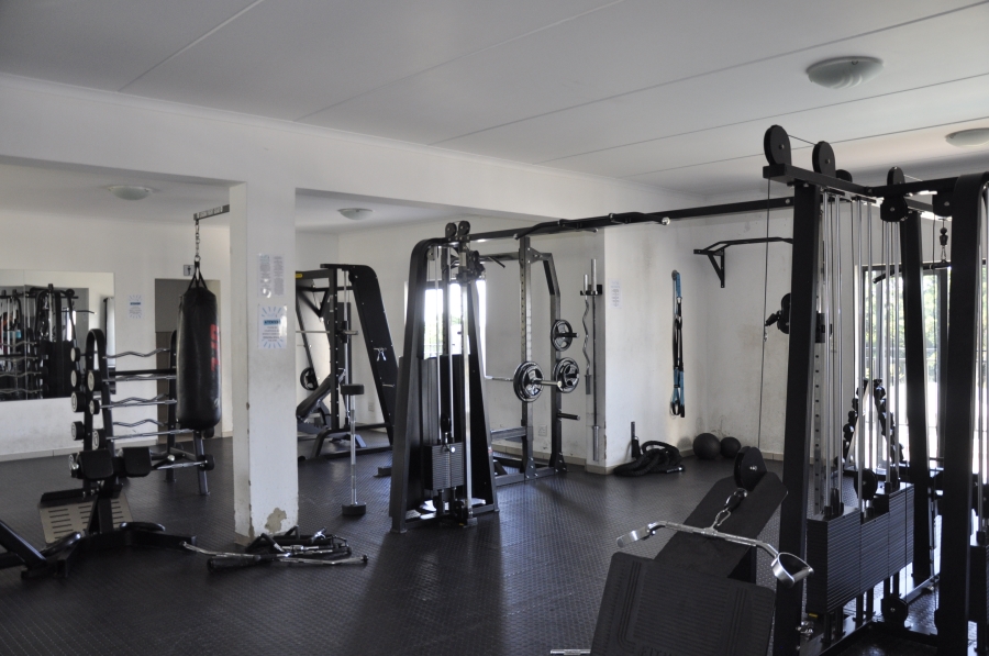 1 Bedroom Property for Sale in Erand Gardens Gauteng