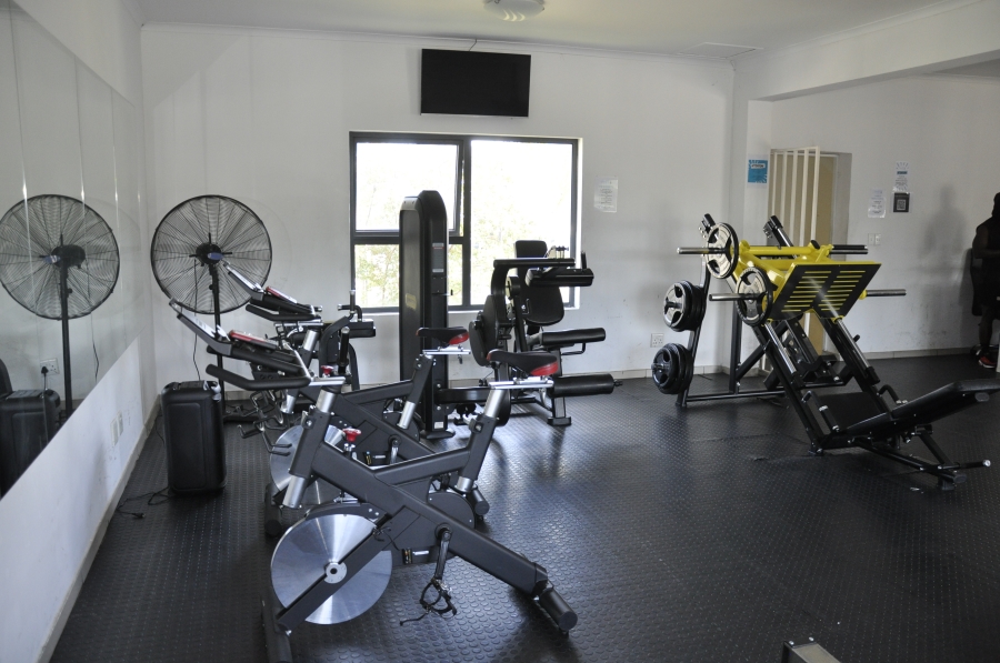 1 Bedroom Property for Sale in Erand Gardens Gauteng