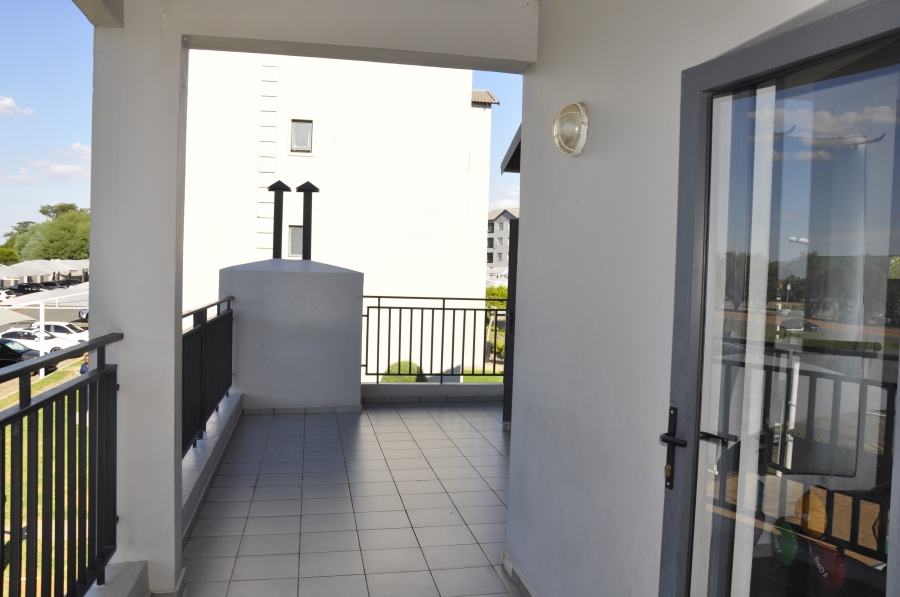 1 Bedroom Property for Sale in Erand Gardens Gauteng