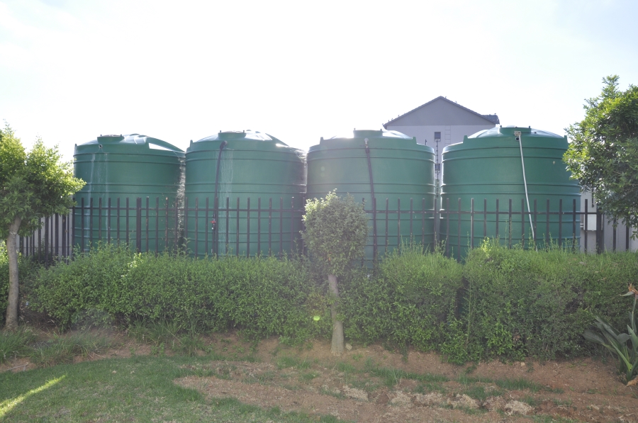 1 Bedroom Property for Sale in Erand Gardens Gauteng