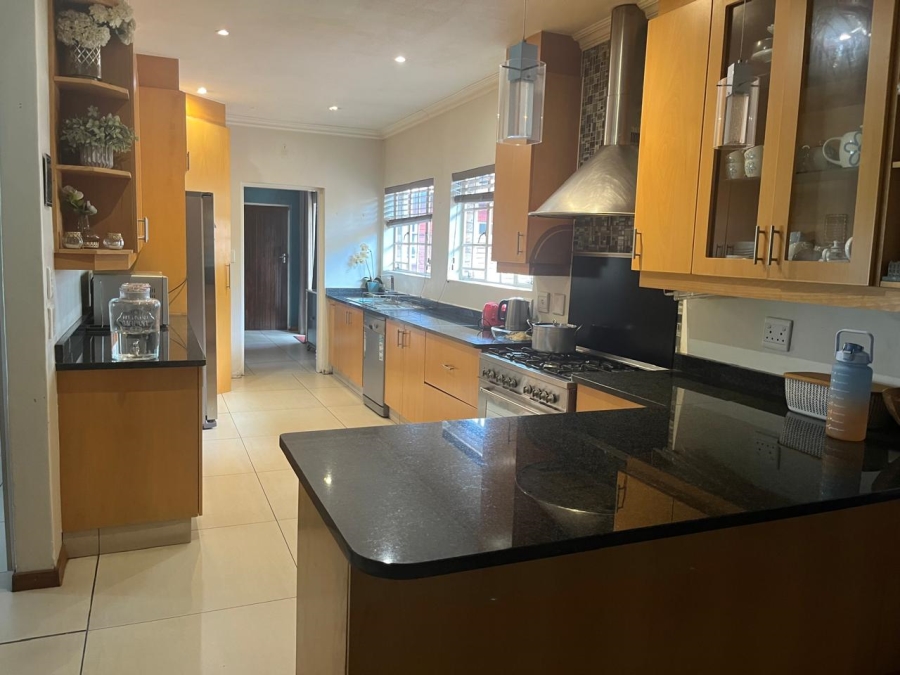5 Bedroom Property for Sale in Vorna Valley Gauteng