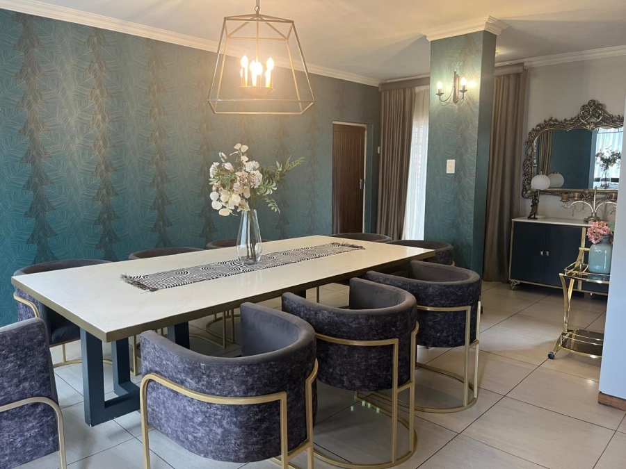 5 Bedroom Property for Sale in Vorna Valley Gauteng