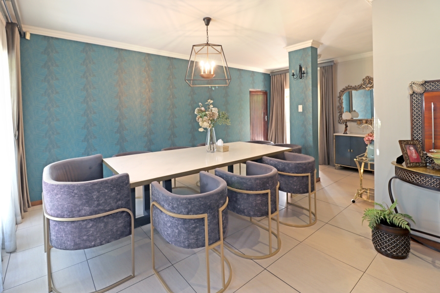 5 Bedroom Property for Sale in Vorna Valley Gauteng