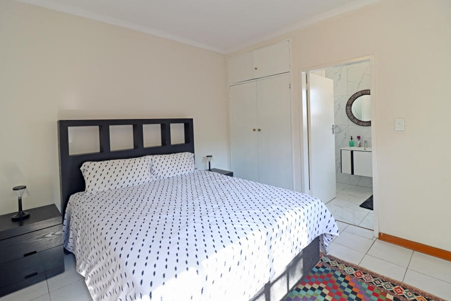 5 Bedroom Property for Sale in Vorna Valley Gauteng