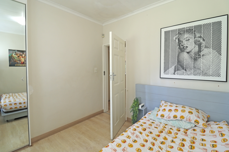 5 Bedroom Property for Sale in Vorna Valley Gauteng