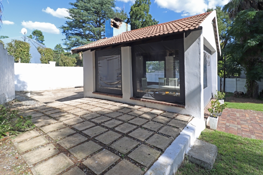 5 Bedroom Property for Sale in Vorna Valley Gauteng