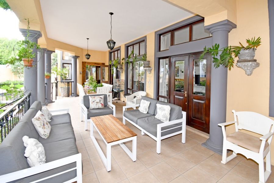 5 Bedroom Property for Sale in Blue Valley Golf Estate Gauteng