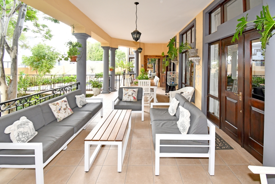 5 Bedroom Property for Sale in Blue Valley Golf Estate Gauteng