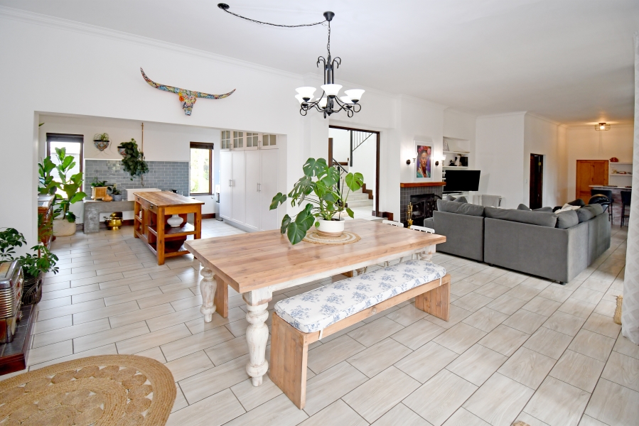 5 Bedroom Property for Sale in Blue Valley Golf Estate Gauteng