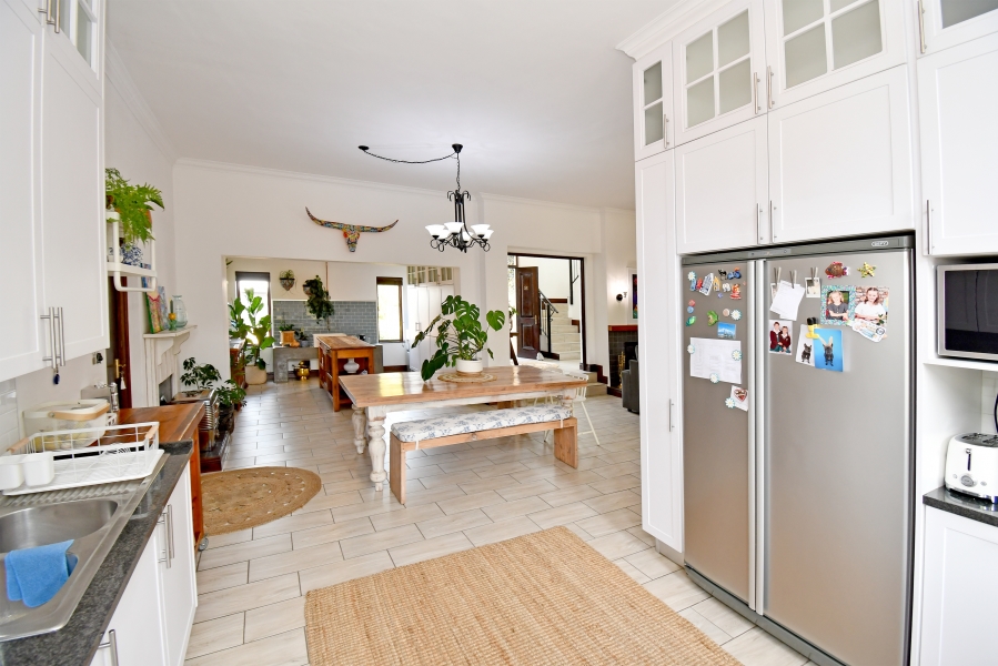 5 Bedroom Property for Sale in Blue Valley Golf Estate Gauteng