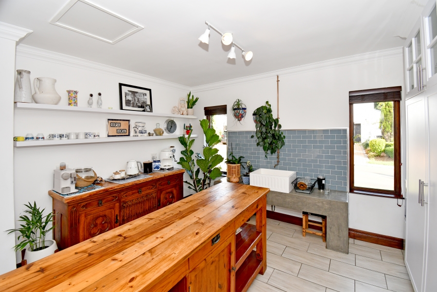 5 Bedroom Property for Sale in Blue Valley Golf Estate Gauteng