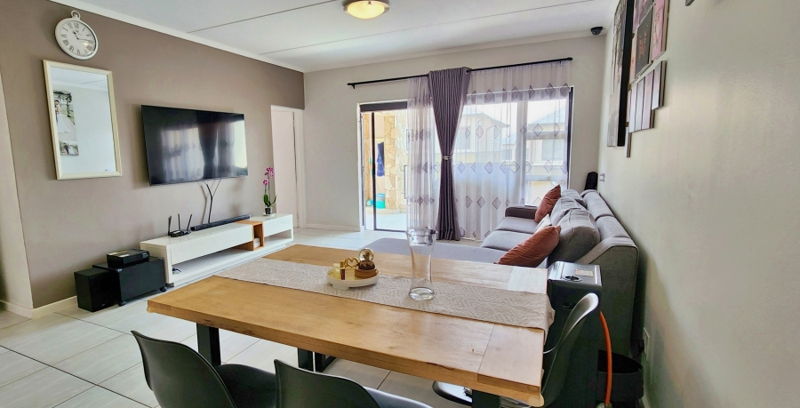 2 Bedroom Property for Sale in Waterfall Gauteng