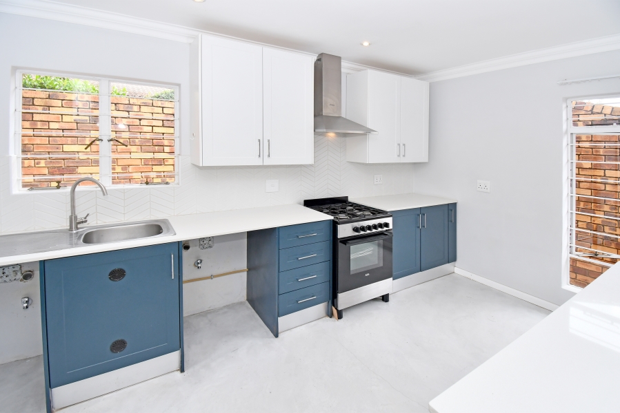 To Let 2 Bedroom Property for Rent in Paulshof Gauteng