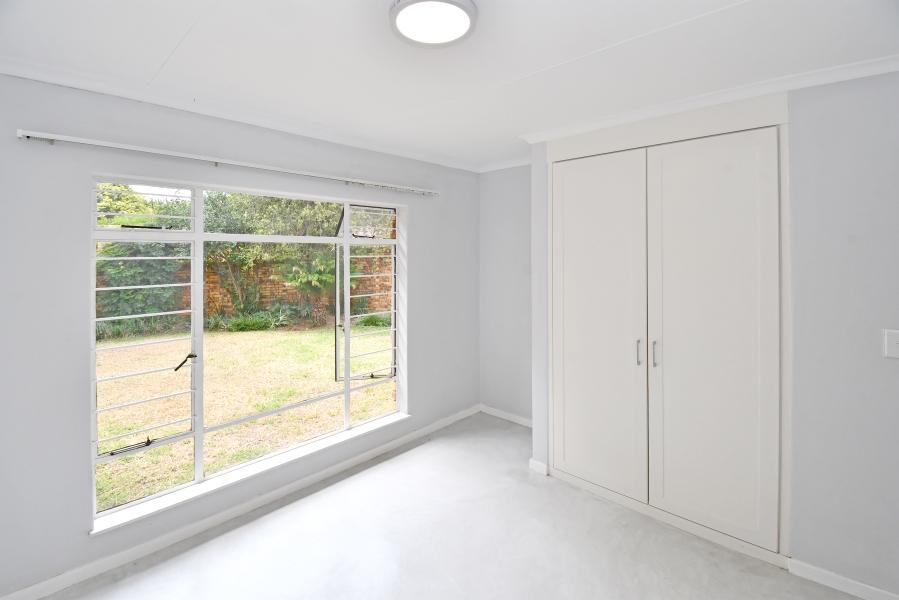 To Let 2 Bedroom Property for Rent in Paulshof Gauteng