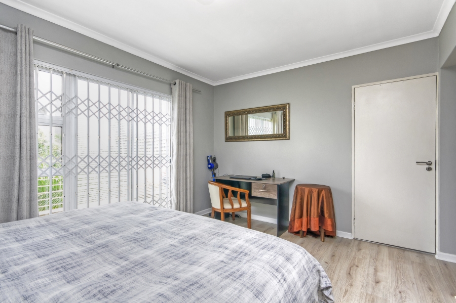 2 Bedroom Property for Sale in Dunkeld Gauteng