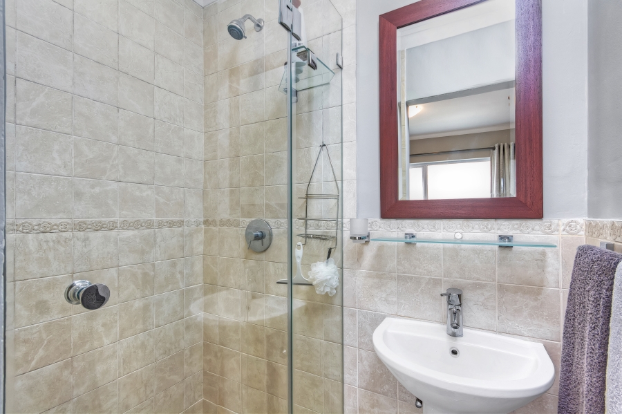 2 Bedroom Property for Sale in Dunkeld Gauteng