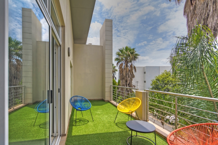 2 Bedroom Property for Sale in Dunkeld Gauteng