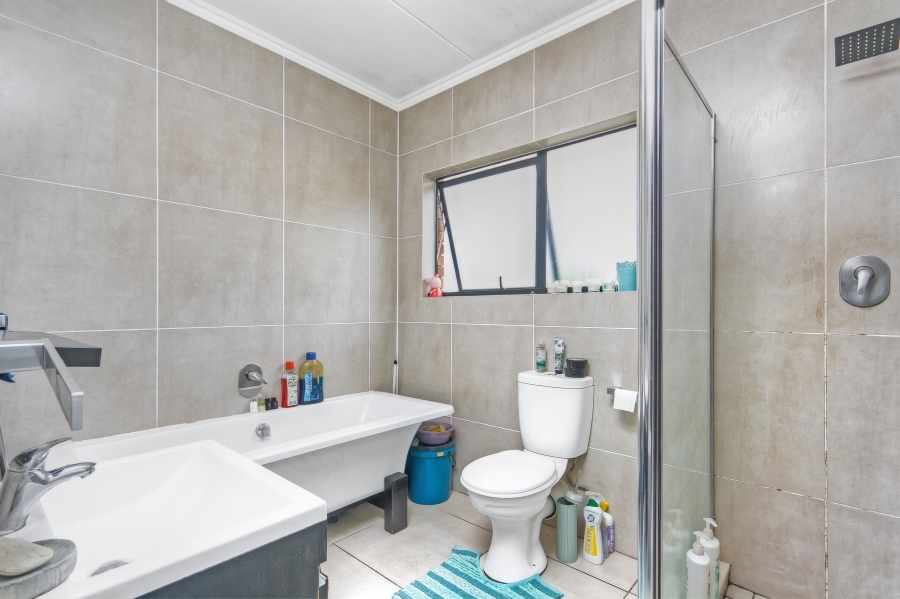 3 Bedroom Property for Sale in Kyalami Hills Gauteng