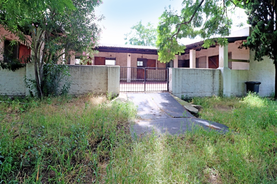 5 Bedroom Property for Sale in Sun Valley Gauteng