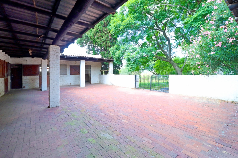 5 Bedroom Property for Sale in Sun Valley Gauteng