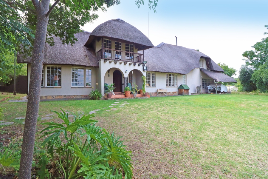 5 Bedroom Property for Sale in Sun Valley Gauteng
