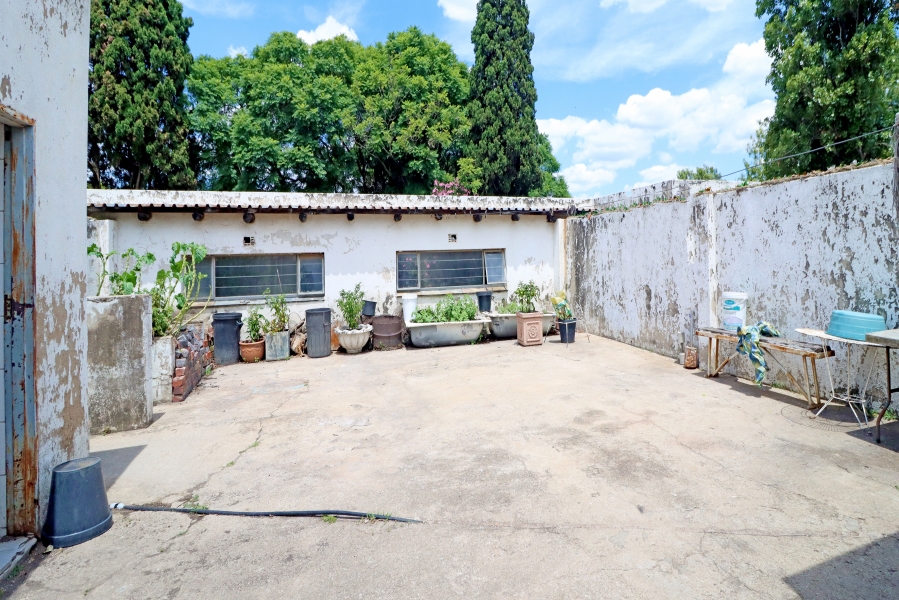 5 Bedroom Property for Sale in Sun Valley Gauteng