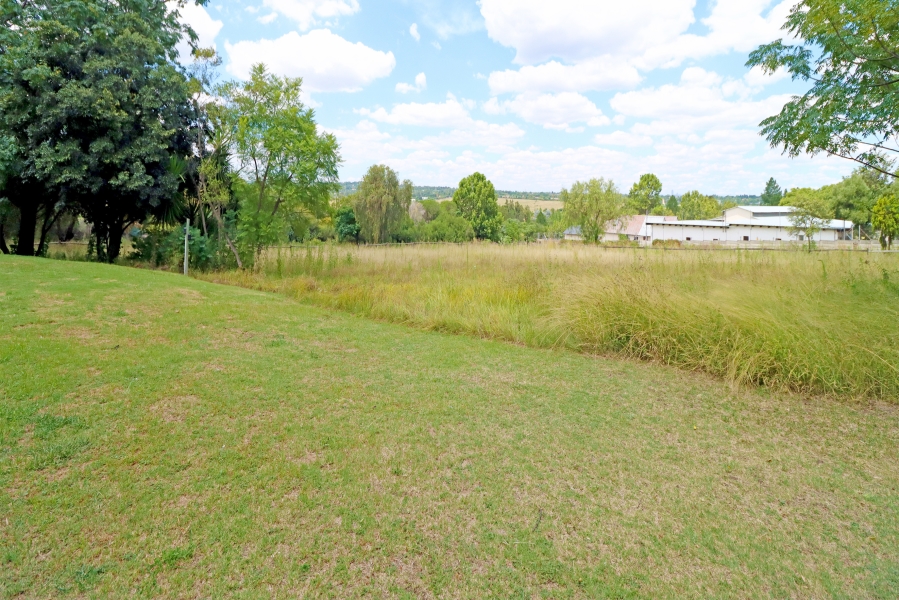 5 Bedroom Property for Sale in Sun Valley Gauteng