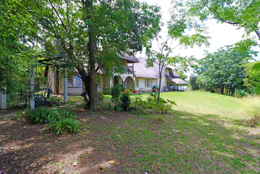 5 Bedroom Property for Sale in Sun Valley Gauteng