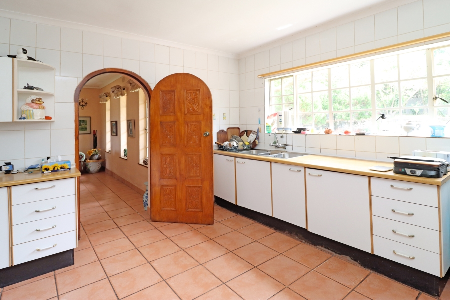 5 Bedroom Property for Sale in Sun Valley Gauteng