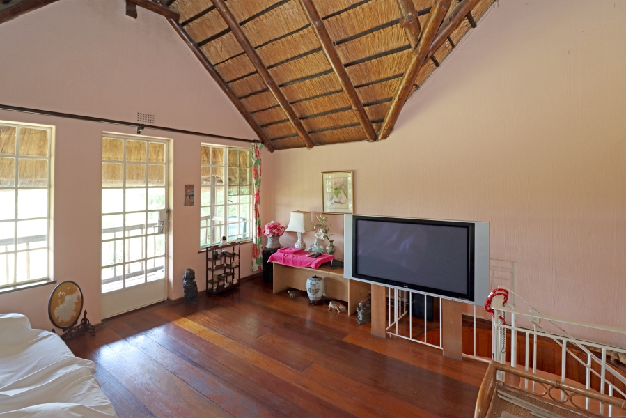 5 Bedroom Property for Sale in Sun Valley Gauteng