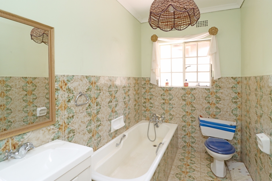 5 Bedroom Property for Sale in Sun Valley Gauteng