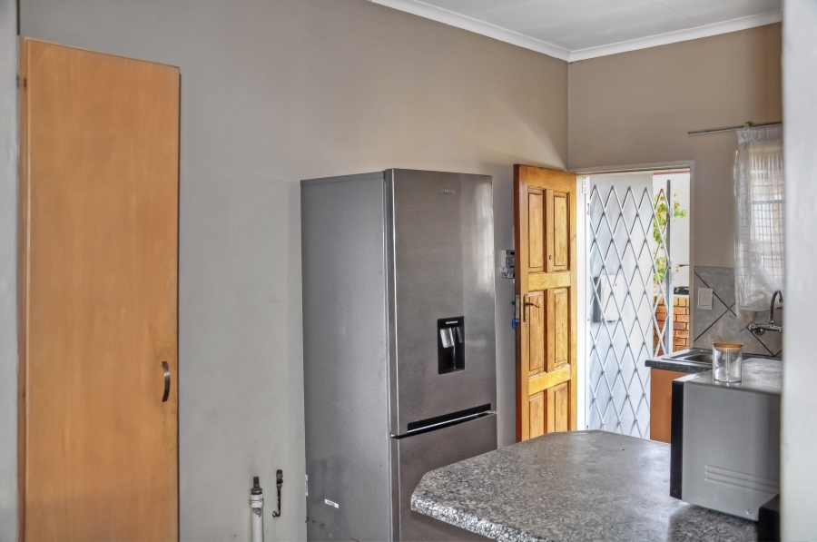 2 Bedroom Property for Sale in Erand Gardens Gauteng