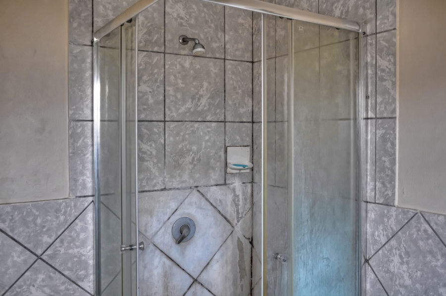 2 Bedroom Property for Sale in Erand Gardens Gauteng