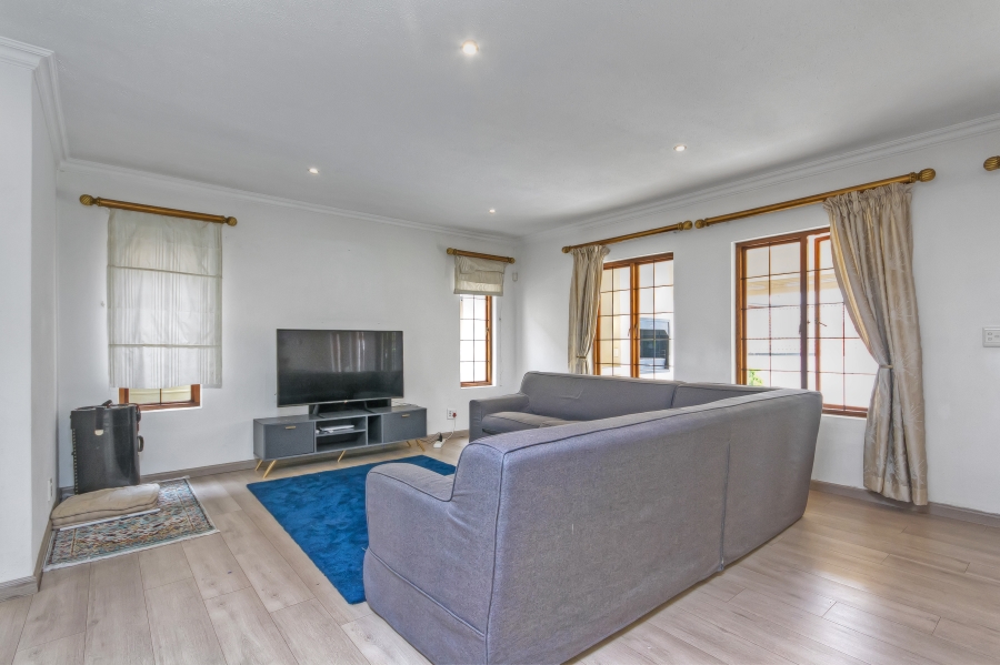 4 Bedroom Property for Sale in Barbeque Downs Gauteng