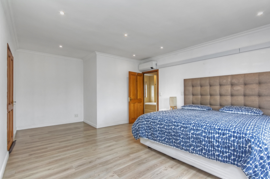 4 Bedroom Property for Sale in Barbeque Downs Gauteng