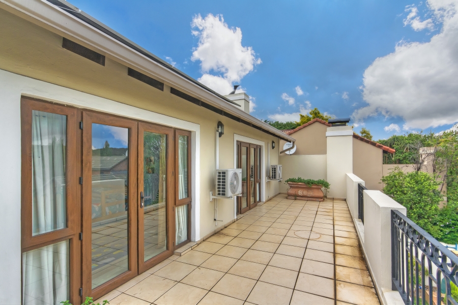 4 Bedroom Property for Sale in Barbeque Downs Gauteng