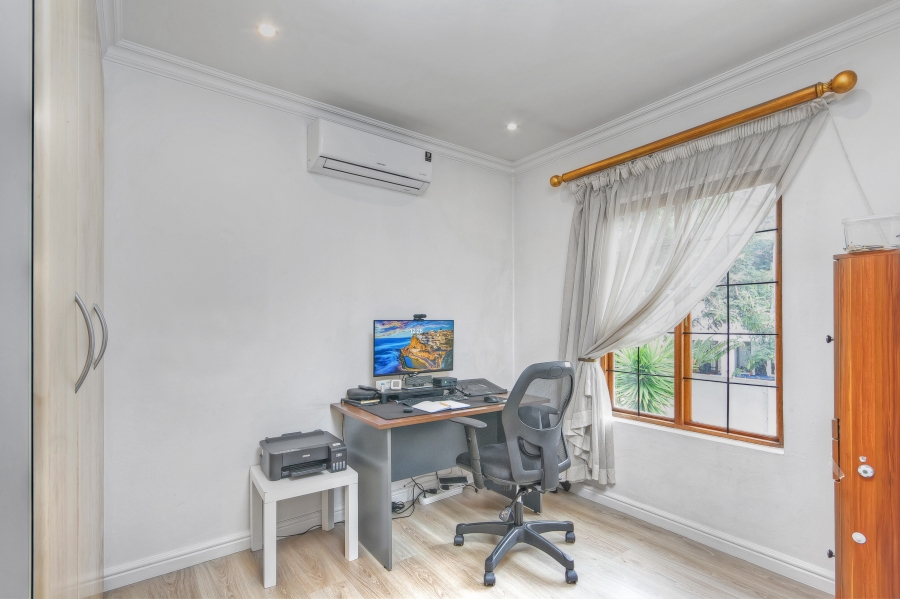 4 Bedroom Property for Sale in Barbeque Downs Gauteng