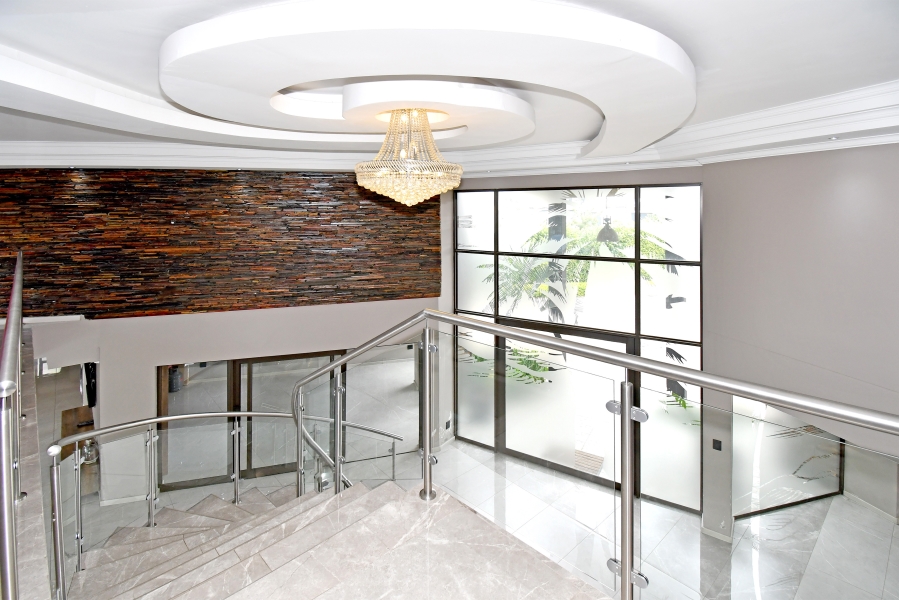 5 Bedroom Property for Sale in Blue Valley Golf Estate Gauteng