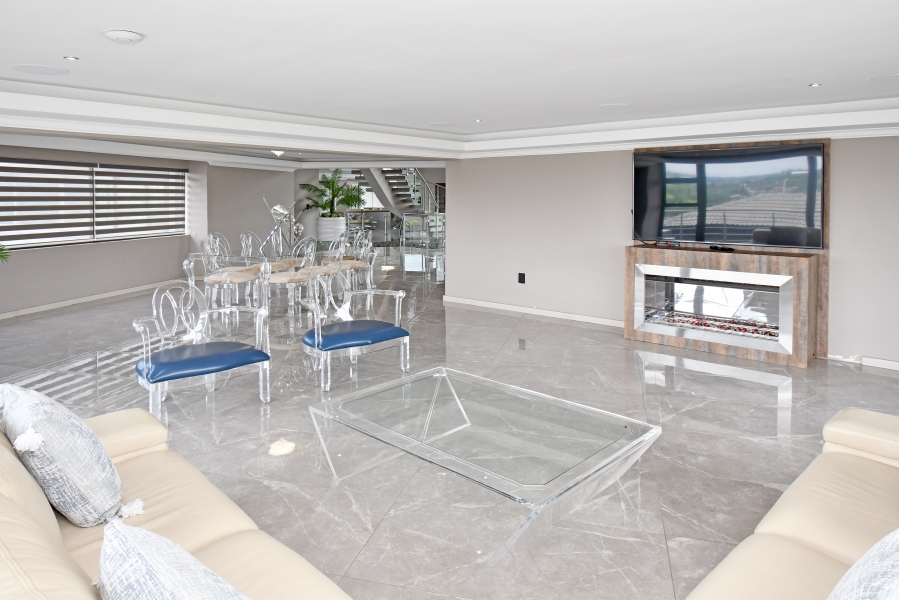 5 Bedroom Property for Sale in Blue Valley Golf Estate Gauteng