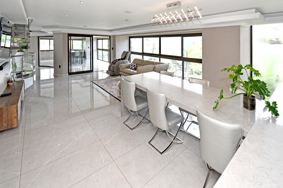 5 Bedroom Property for Sale in Blue Valley Golf Estate Gauteng