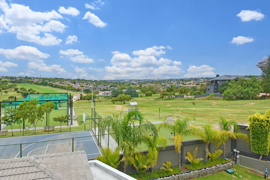 5 Bedroom Property for Sale in Blue Valley Golf Estate Gauteng