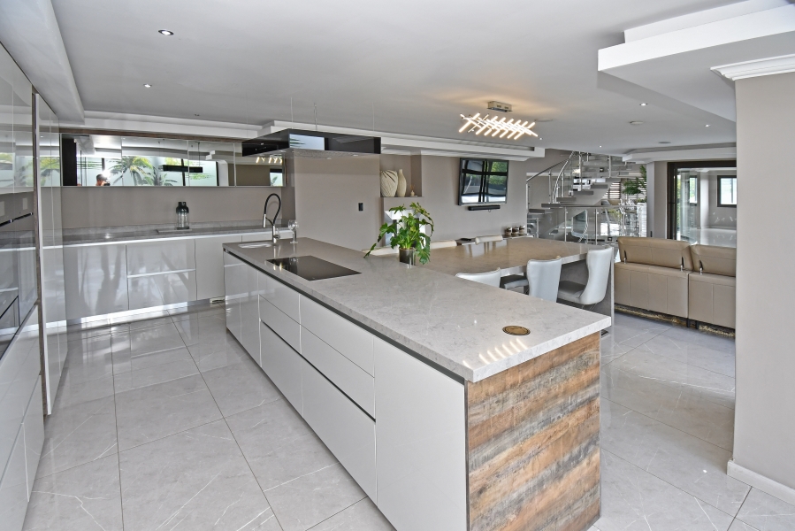 5 Bedroom Property for Sale in Blue Valley Golf Estate Gauteng