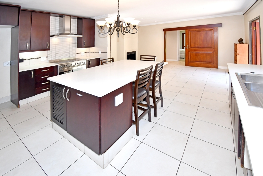 4 Bedroom Property for Sale in Lonehill Gauteng