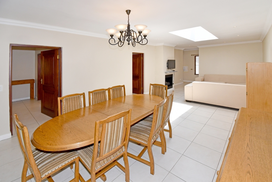 4 Bedroom Property for Sale in Lonehill Gauteng