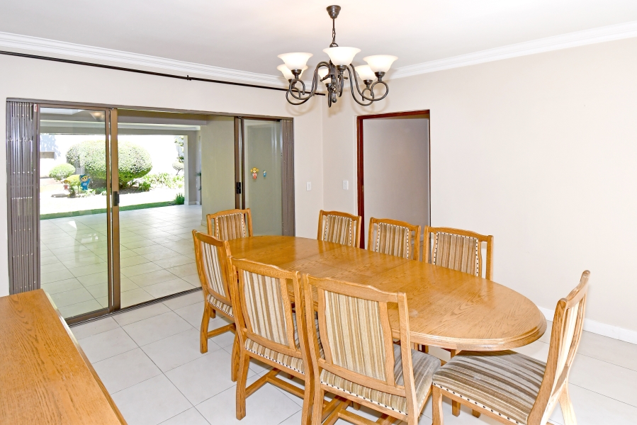 4 Bedroom Property for Sale in Lonehill Gauteng