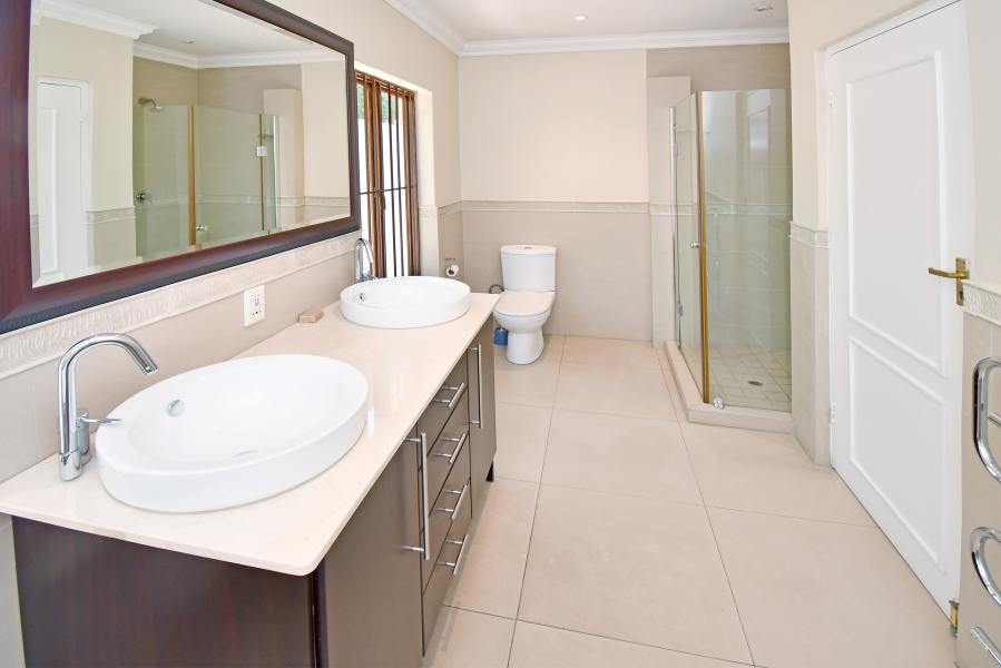 4 Bedroom Property for Sale in Lonehill Gauteng