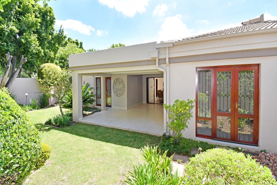 4 Bedroom Property for Sale in Lonehill Gauteng