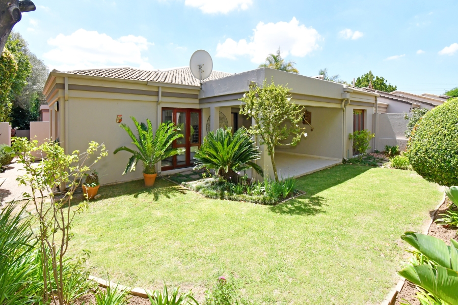 4 Bedroom Property for Sale in Lonehill Gauteng