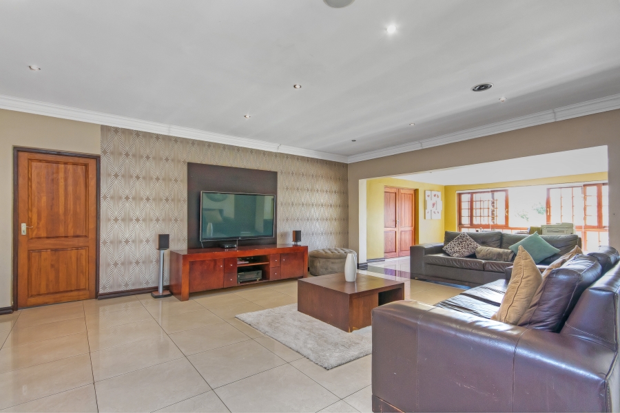 5 Bedroom Property for Sale in Summerset Gauteng
