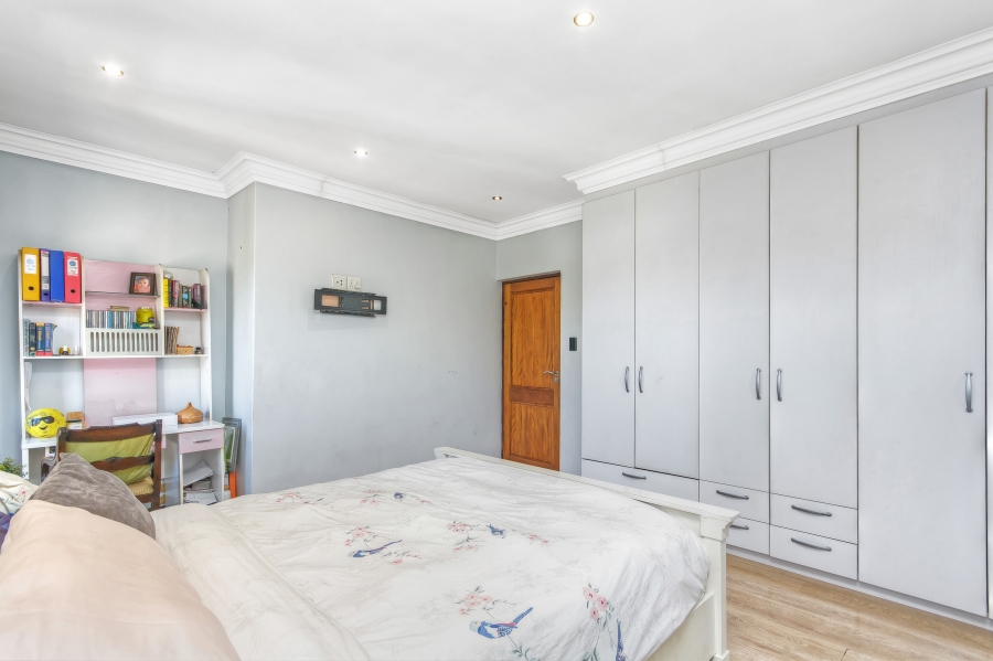 5 Bedroom Property for Sale in Summerset Gauteng